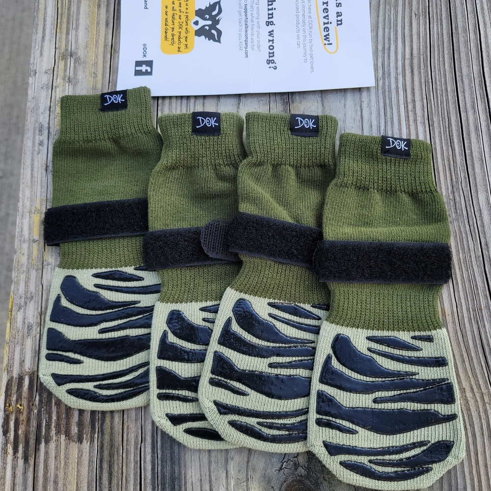 Green Dog Tiger Socks Non-Slip Size L